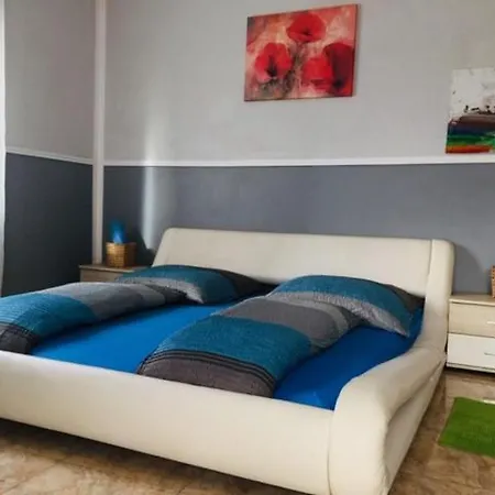 Δωμάτια σε οικογενειακή κατοικία Vida Real Estate Laufamholz *